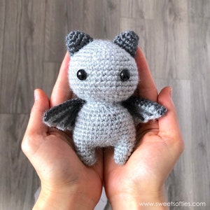 Free Crochet Pattern: SIR BATWINGTON DIY Tutorial quick easy cute small mini spooky Halloween bat kawaii goth cat kitty kitten neko wings image 1