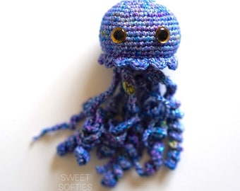 Galaxy Jellyfish Crochet Pattern · Amigurumi Tutorial Keychain No Sew Easy Beginner Underwater Sea Stuffed Animal Toy Unisex Yarn Cute