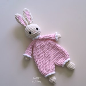 Coccole coniglietto Ragdoll Lovey Amigurumi Schema all'uncinetto · Tutorial fai da te Coperta grossa filato Facile per principianti Animale carino Regalo per bambini Coperta di sicurezza