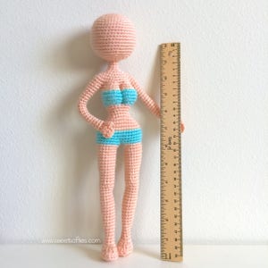 Supermodel Female Doll Base No Sew Amigurumi Crochet Pattern - Girl Woman Human Realistic Life-Like Curvy Sexy Body Anime Art Doll Toy Plush