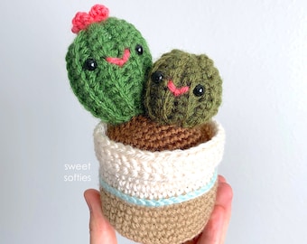 Mother's Day Cactus Amigurumi Doll, Free Crochet Pattern (DIY Tutorial quick easy cute beginner yarn knitting Mommy Mama Baby Desert Plant)