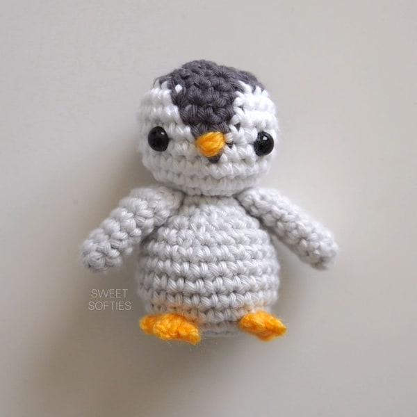 No-Sew Pocket Penguin Crochet Pattern · DIY Yarn Fiber Art Tutorial Baby Penguin Animal Amigurumi Pingu Pinga Keychain Mini Size No Sew Cute