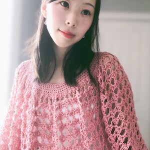 Free Crochet Pattern DIY Tutorial: Rose Finch Capelet Vintage Lace Poncho quick easy cute boho chic beginner summer women girl fashion image 5