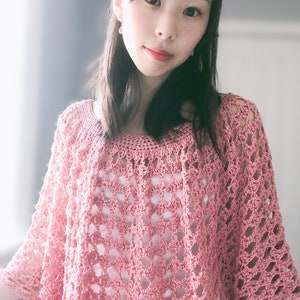 Free Crochet Pattern DIY Tutorial: Rose Finch Capelet Vintage Lace Poncho quick easy cute boho chic beginner summer women girl fashion image 4
