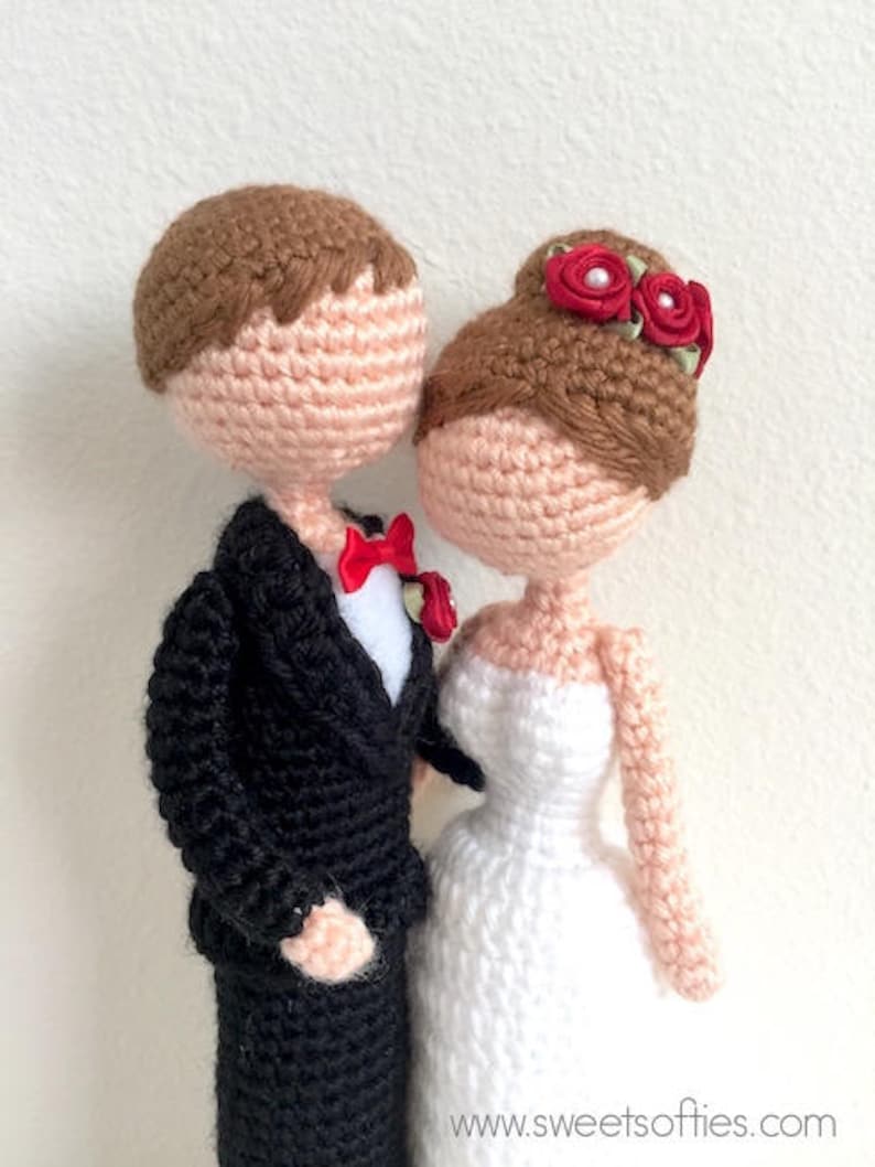 Loving Bride & Groom Amigurumi Crochet Doll Pattern Engagement Couple Boyfriend Girlfriend Husband Wife Anniversary Wedding Gift Cute Love image 5