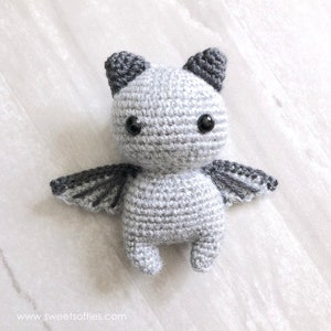 Free Crochet Pattern: SIR BATWINGTON DIY Tutorial quick easy cute small mini spooky Halloween bat kawaii goth cat kitty kitten neko wings image 3