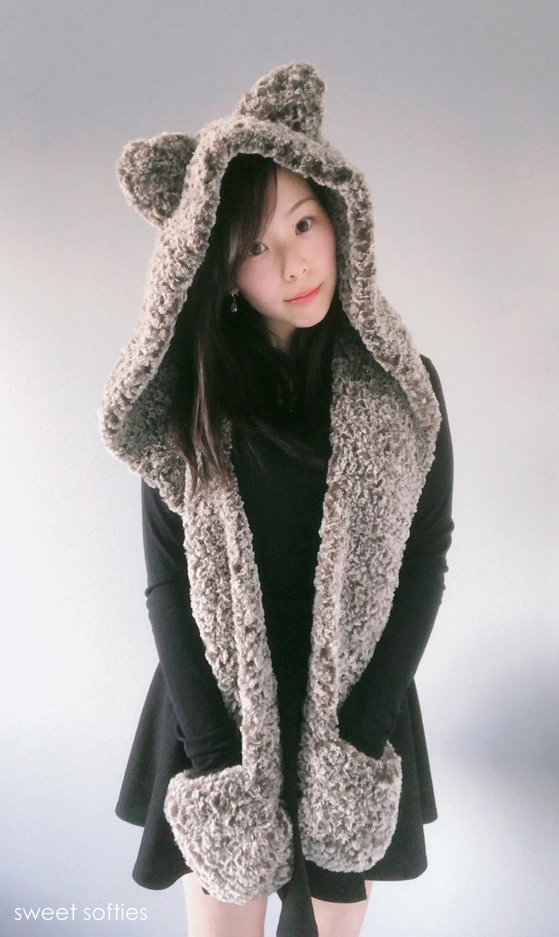 Free Crochet Pattern: Hooded TIMBER WOLF Scarf DIY Tutorial quick easy cute animal ears furry fox cat snoodie snood hood hoodie pockets image 7