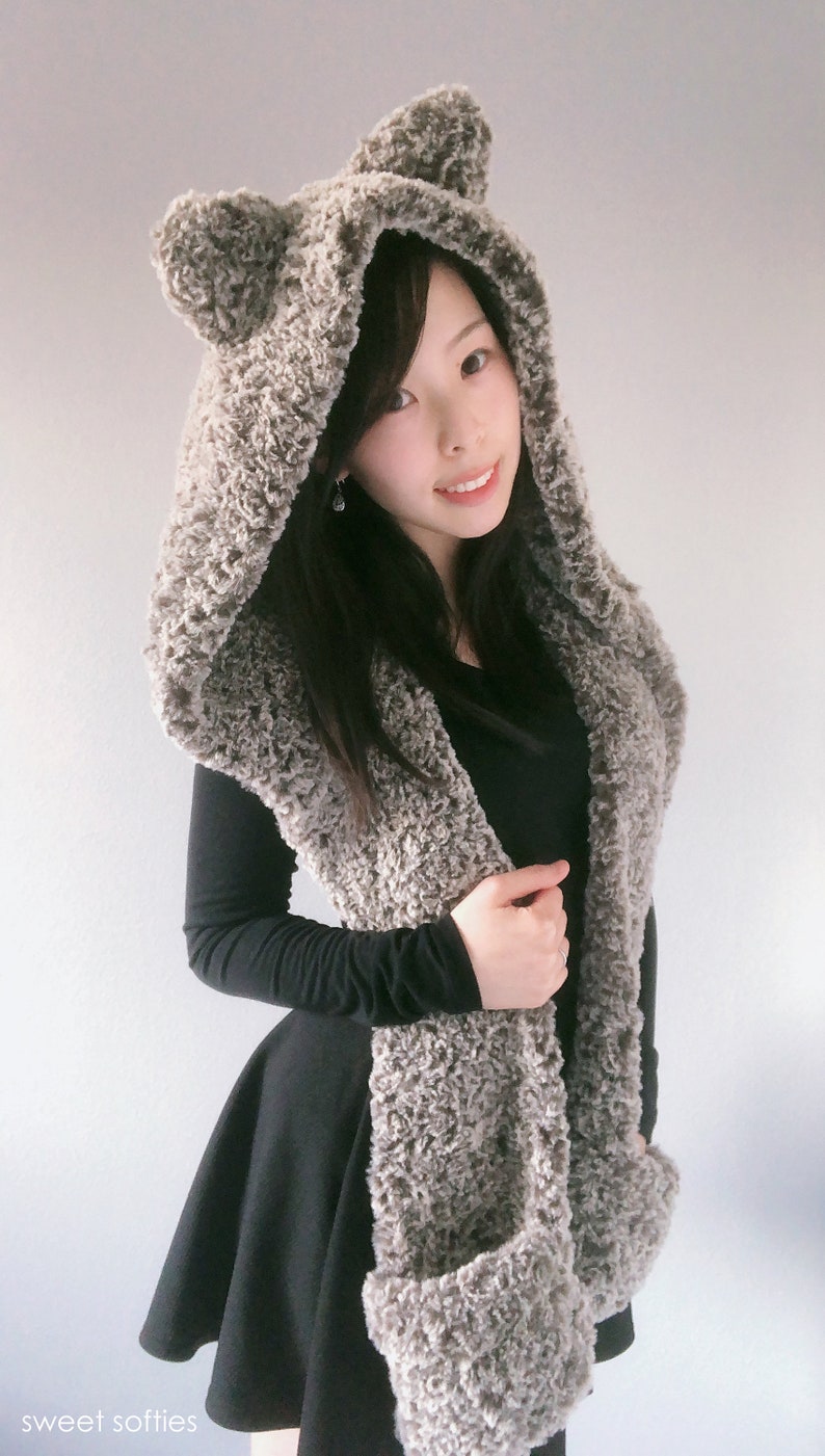 Free Crochet Pattern: Hooded TIMBER WOLF Scarf DIY Tutorial quick easy cute animal ears furry fox cat snoodie snood hood hoodie pockets image 5