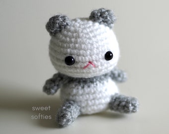 Petite Panda Doll Amigurumi Crochet Pattern · Free DIY Tutorial quick easy cute kawaii mini small handmade yarn bear animal sitting dolls