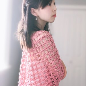 Free Crochet Pattern DIY Tutorial: Rose Finch Capelet Vintage Lace Poncho quick easy cute boho chic beginner summer women girl fashion image 6