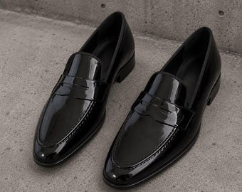 Handmade Men Patent Black Leather Loafers Slip ons Office Shoes, Dress shoes for mens