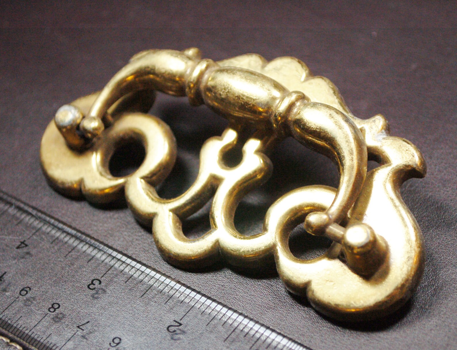 3 Antique Drawer Pulls Gold Drawer Pulls Antique Drawer Etsy