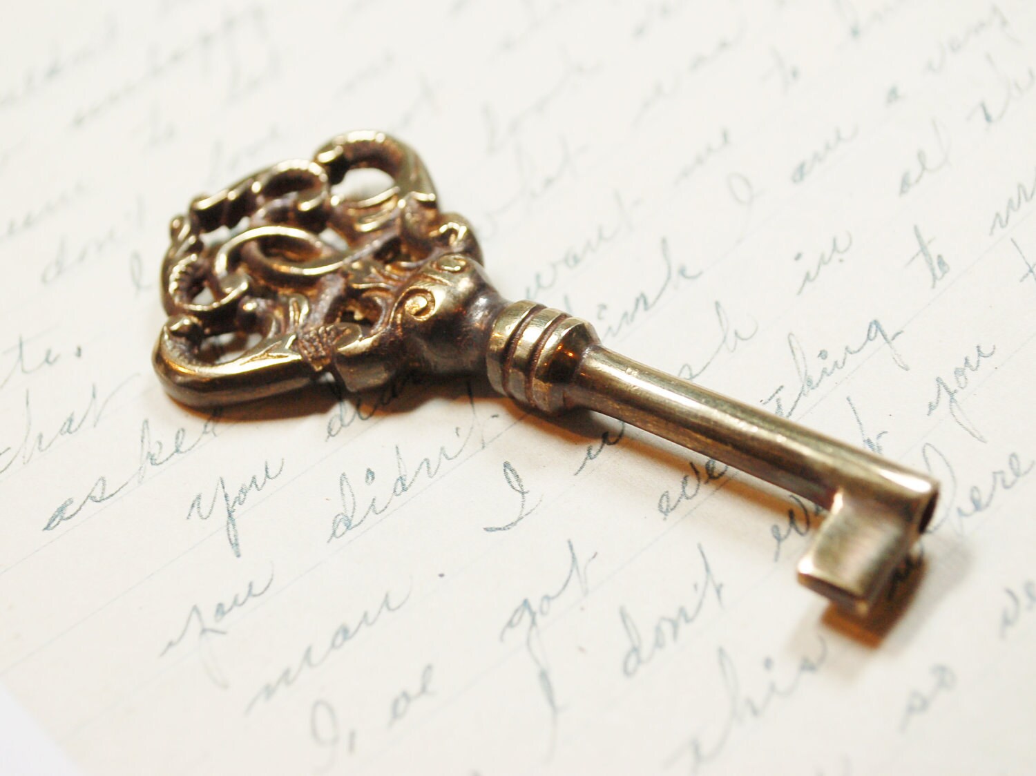 Antique Skeleton Key Ornate Vintage Key in GOLD Steampunk | Etsy