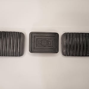 Toyota Land Cruiser FJ40 FJ45 FJ55 BJ40 Koppling Broms Gaspedalbelägg Gummiset (Tidig Modell)