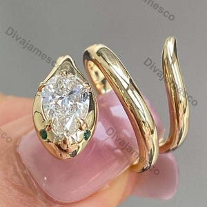 1.50 CT Pear Cut Moissanite Diamond Snake Ring, Spiral Women's Ring, Bezel Setting Engagement Ring, 925 Silver Ring, Animal Jewelry