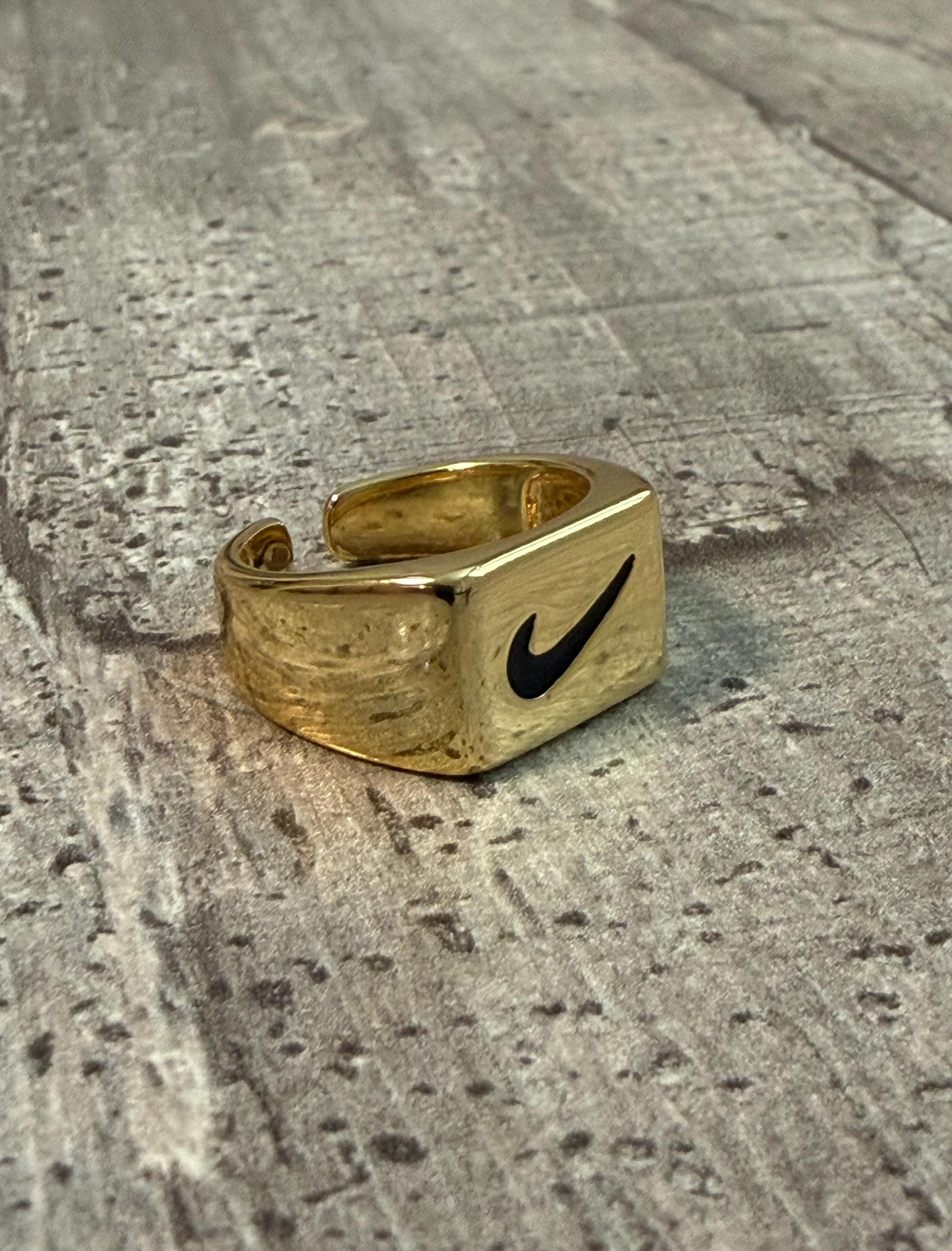Nike リング 指輪 Nike swoosh ring - Etsy 日本