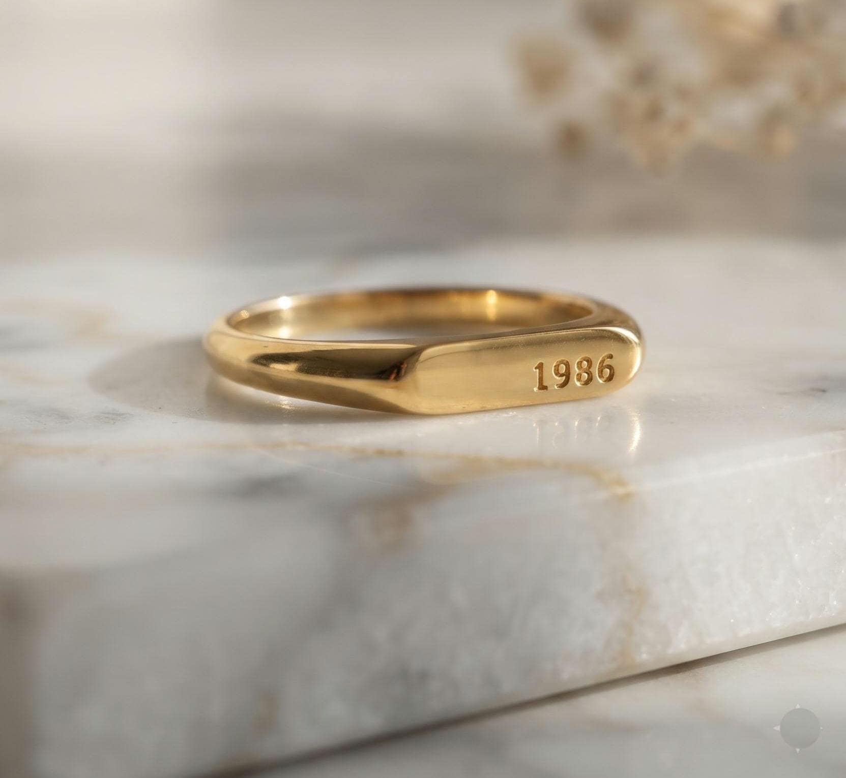 Custom Date Signet Ring, Minimalist Gold Stacking Band, Personalized…