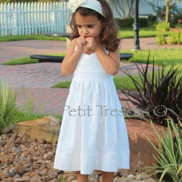 White Linen Halter Dress Sizes 4-8 years-Beach Wedding Flower Girl Dress-Beach Family Photo Dress