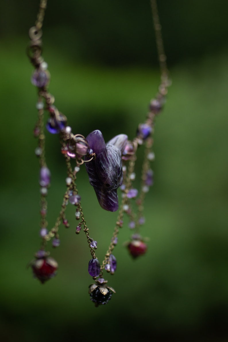 Brambles wolf, lampwork glassbead, amethyst, garnet, quartz image 6