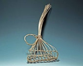 walnut garlic basket, hand woven
