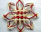 Medium hand woven Carolina Snowflake in walnut and red