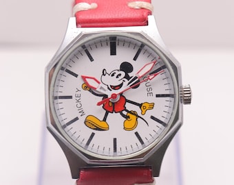 Disney X Lorus Mickey Mouse VTG Hologram Red Band Woman\'s Watch Disney X Lorus Mickey Mouse VTG Hologram Red Band Watch main image 3