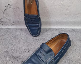 43 EU (9.5 US) Vintage leren blauwe loafers Prada Italiaanse instappers mocassins