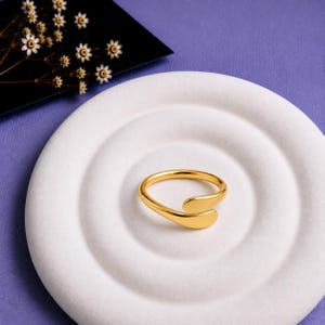 Anillo de olas chapado en oro de 18 quilates, anillo de plata de ley con dedo del pie descubierto, joyería minimalista de playa.