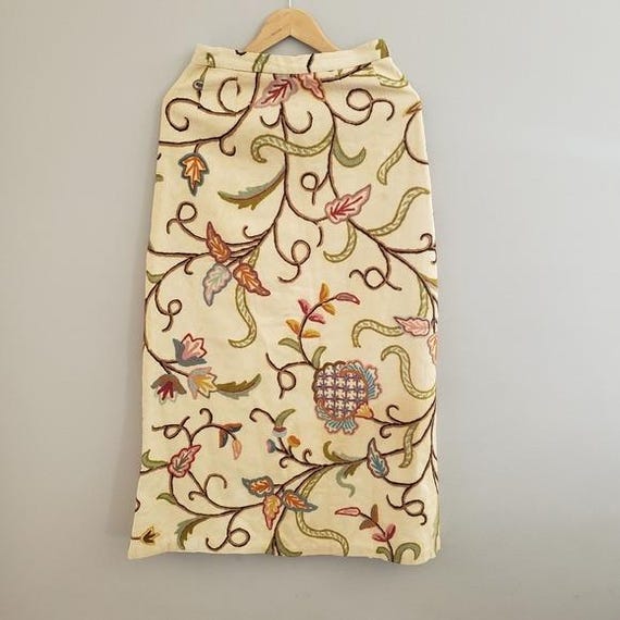 Aunt Abigail's Attic Vintage Crewel Embroidered Floral Canvas Midi Skirt Cream