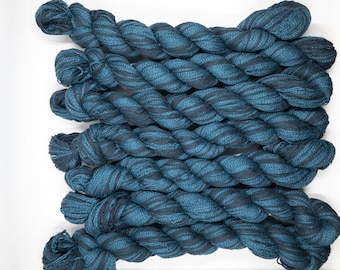 Filato misto cotone acrilico a righe blu scuro riciclato