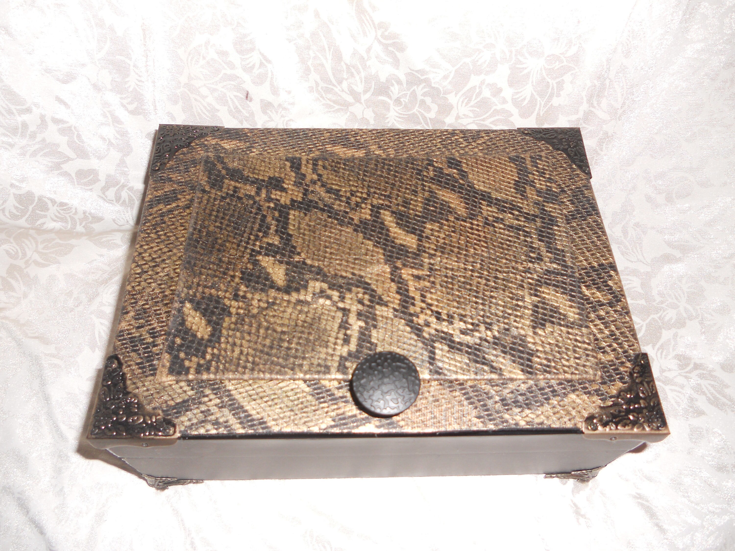 Ladies Jewelry Box, Custom Box Valet, Embossed Snakeskin Leather