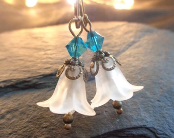 White flower earrings bell flower dangle earrings elf and fairy jewelry gift for women gardener florist wedding Lucite flower