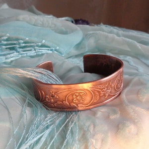 Copper bangle Art Nouveau style bracelet cuff tendrils and flowers unique handmade gift for women and men image 2