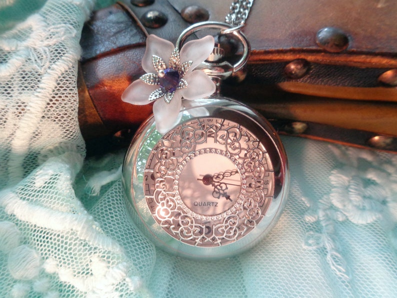 Kettenuhr Taschenuhr im Viktorianischen Jugendstil Vintage Stil Art silber mit Blüte romantisches Geschenk für Frauen Bild 1