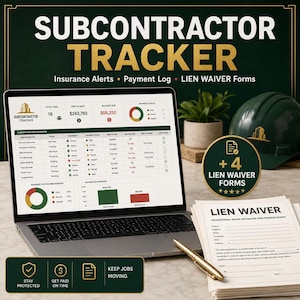Puede incluir: Un portátil que muestra un panel de control Subcontractor Tracker con alertas de seguros, registros de pagos y formularios de exención de gravamen. Junto a él, una pila de formularios, un bolígrafo dorado y un casco de obra verde.