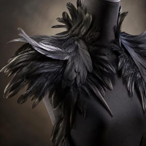Gothic-Federschulterstola, Naturfeder-Cape-Kragen, Raben-Hexenkostüm, Viktorianisches Gothic-Halloween-Schulter-Wrap