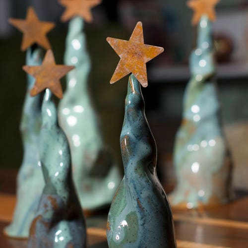 Décoration de Noël en céramique pour les fêtes de fin d'année, Noël unique, funky, fantaisiste, grès