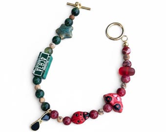 Vermont License Plate Red Car Sunglasses Ladybug Toggle Bracelet | Folk Music Gift