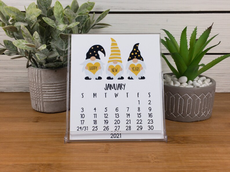 2021/2022 Gnome Holiday Desk Calendar 12 Month Calendar with Etsy