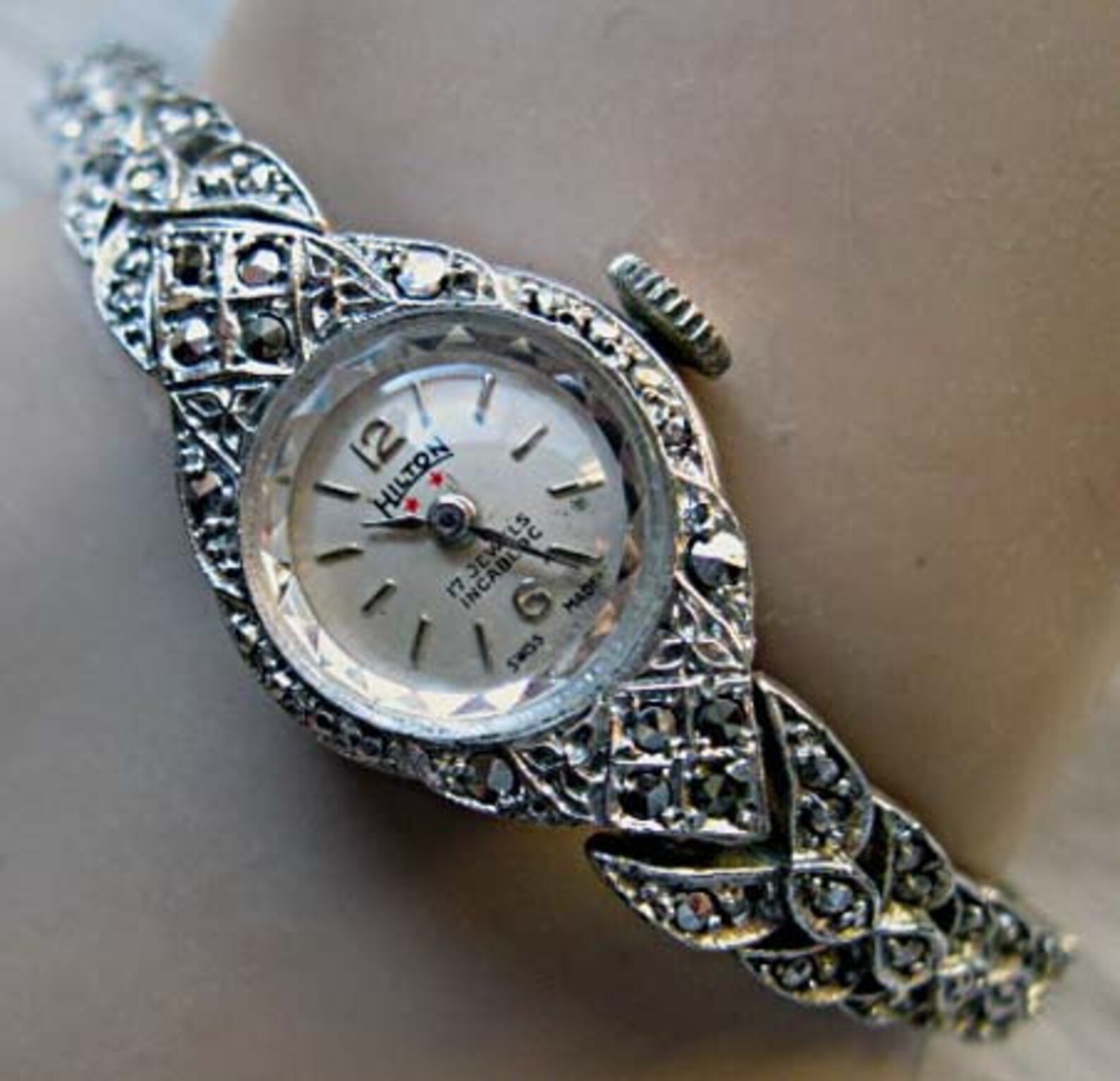 Vintage Hilton Ladies Watch Swiss 17 Jewel Incabloc Marcasite Etsy
