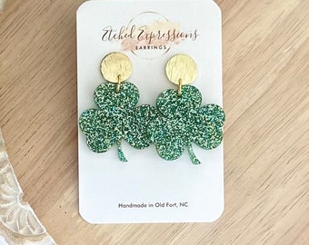 St Patricks Day Earrings / Acrylic Sparkle Green Clover Earrings / Three Leaf Clover earrings / St Paddys Day Earrings / Lucky  / Irish