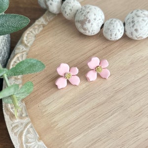 Flower Stud Earrings / Flower Clay Earrings / Clay Earrings / Floral Earrings / Classy Earrings / Floral Post Earrings / Evening Earrings image 3