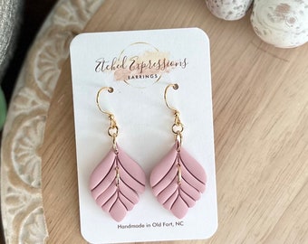 Dust Rose Earrings / Pink Dangles Polymer Clay Earrings / Clay Earrings / Day Earrings / Classy Earrings /