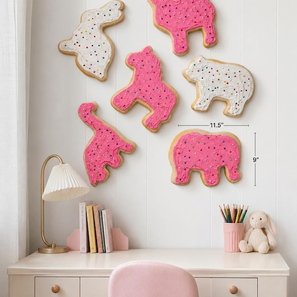 Riesige, glasierte Tierkeks-Wanddeko | Rosa Streusel-Kekskunst | Dopamin-Deko | Niedlicher Wandbehang im Bäckerei-Stil