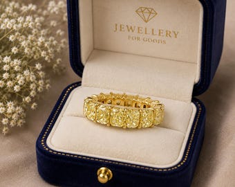 Anillo de eternidad de oro amarillo de 18 quilates con diamante amarillo fantasía talla cojín de 14,28 quilates en total.