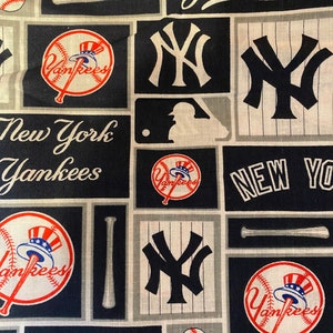 New York Yankees 50 x 60 Repeating Logo Classic Plush Throw Blanket