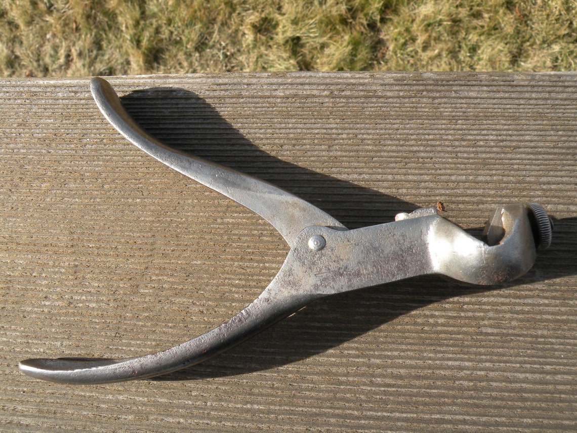 Hand Saw Tooth Setter Collectible Vintage Tool GL Holt Etsy