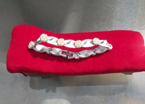 Crown Trifari Brushed Silver Tone and Faux Pearls… - image 1