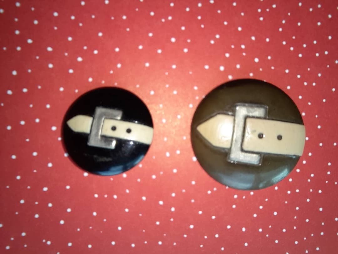 Vintage Realistic Belt Buckle Plastic Button Pair Etsy