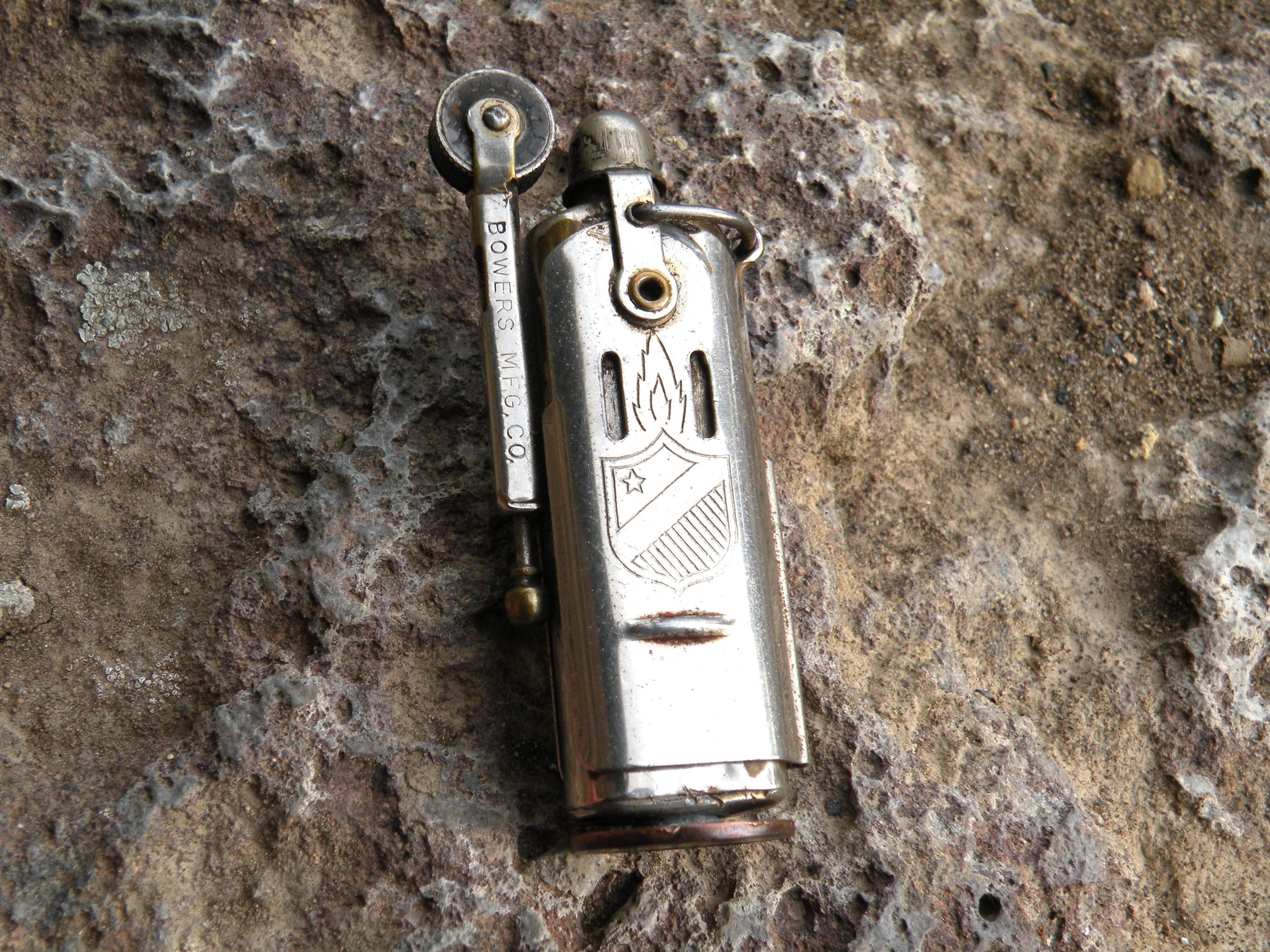 bowers cigarette lighter Bowers Trench Lighter, Military Memorabilia